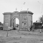 Damage to the gatehouse of the Evergreen Cemetery in Gettysburg (July 1863; Library of Congress)